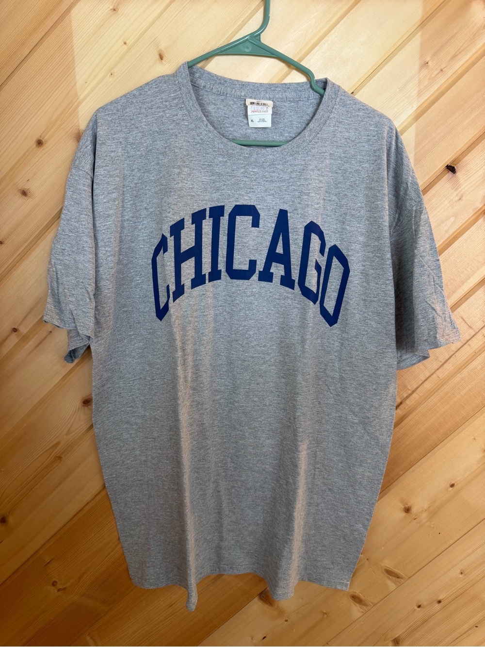 Heather Gray Tee with Navy Chicago Arch Logo